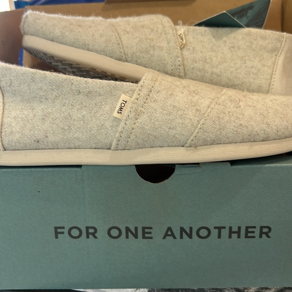TOMS Women's Natural Felt Slip-Ons